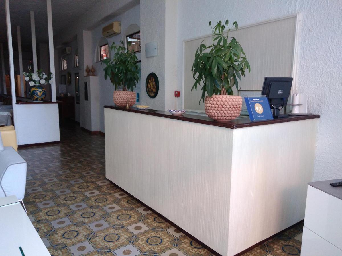 Costa Azzurra Hotel Giardini Naxos Exterior photo
